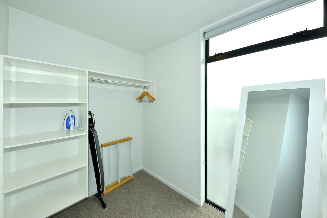 Peterborough Apartments Крайстчёрч Экстерьер фото